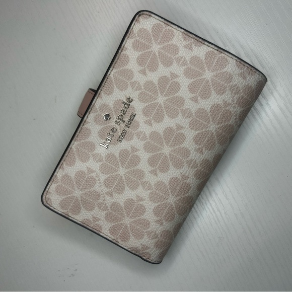 Kate Spade Pink Floral Wallet - Picture 1 of 16